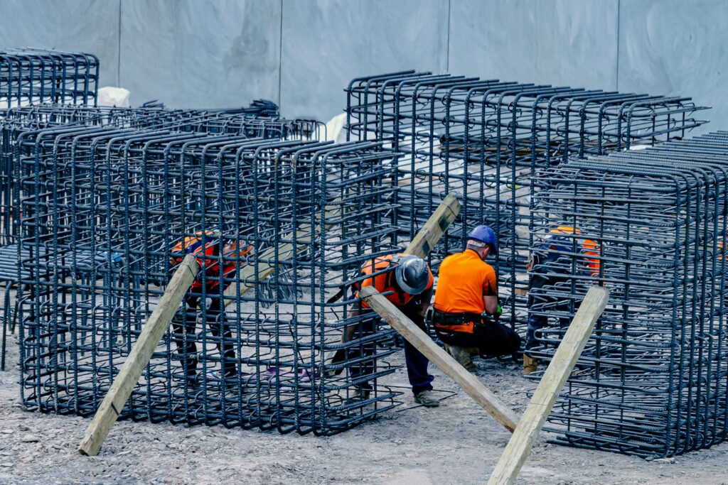 secure steel reinforcement mesh